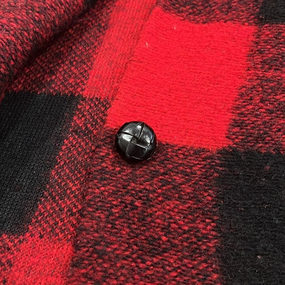 Aritzia Wilfred Free XS Black & Red Plaid Wool Coat - Picture 3 of 7